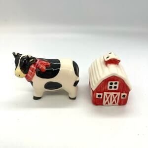 Country Cow & Barn Salt & Pepper Shakers Farm Farmhouse